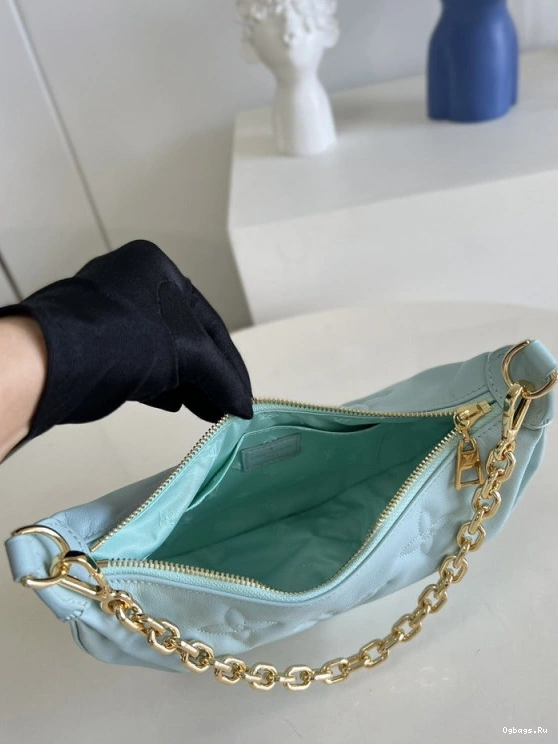 MOON LOUIS THE VUITTON OVER 1225